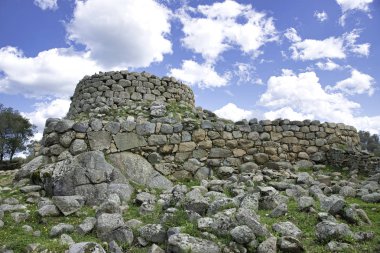 Nuraghe Sardunya Adası