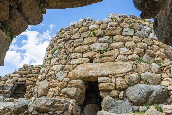 Nuraghe sull'isola della sardina — Foto Stock