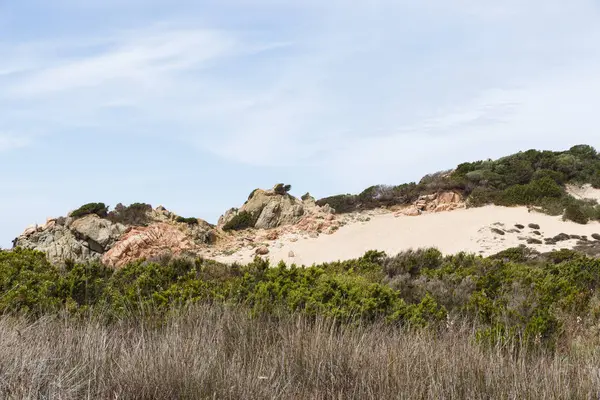 Paisaje y cielo en Maddalen isla italia —  Fotos de Stock