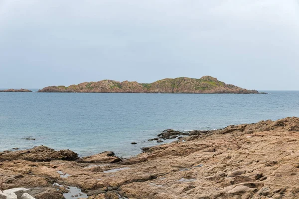 Isola rossa Sardunya kayalar — Stok fotoğraf