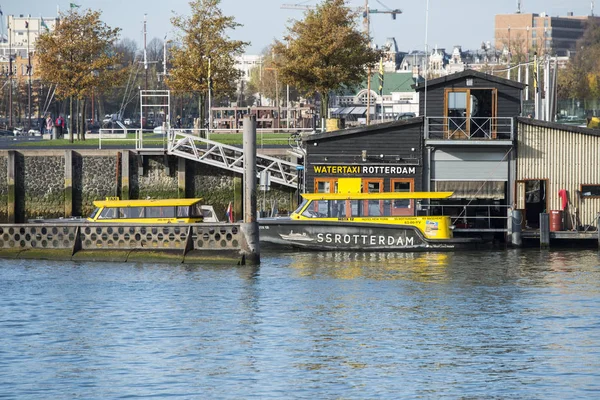 Rotterdam Hollanda Rotterdam Taksi 2018 Stop Watertaxi Durağı Yakındır Hotel — Stok fotoğraf