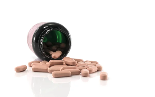 Láhev pilulek nebo medicínu — Stock fotografie