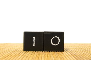 siyah blok numarası 10