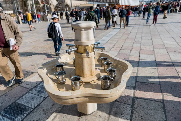 Lavagem de mãos ritual em jerusalem — Fotografia de Stock