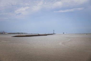 kuzey denizden Hollanda'da waterweg için entrence