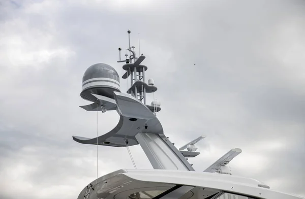 Ships antenna and navigation system — Stock Photo, Image