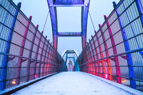 Pont Marchant Couvert Neige Illuminé Lumière Rouge Surrey Colombie Britannique — Photo