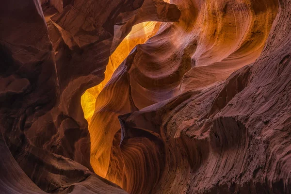 ガラガラヘビキャニオンとして知られている雄大なスロットキャニオンの風光明媚な景色 ページ アリゾナ州 アメリカ合衆国 — ストック写真