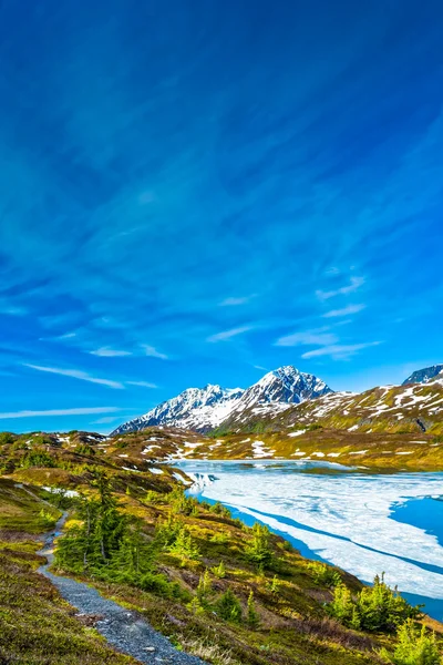 Picos Resurrección Lago Perdido Medio Congelado Bosque Nacional Chugach Península — Foto de Stock