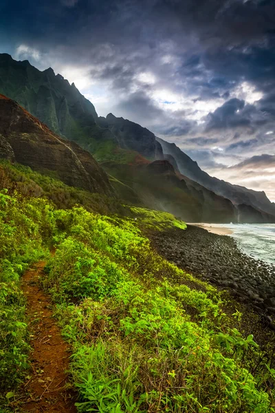 Zerklüftete Berge Der Pali Coast Und Des Kalalau Beach Morgenlicht — Stockfoto