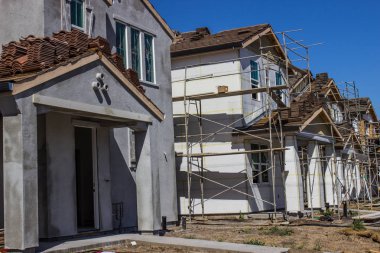 Satır yeni iki hikaye evlerin inşa edilecek