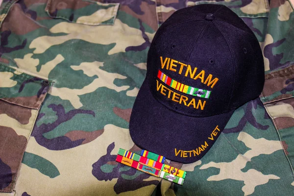 Vietnam Veteran Cap Service Ribbons Uniform — Stock Photo, Image