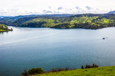 Foothill Rezervuar Of Waters Üzerinde Ripples