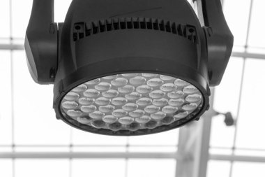 Kapalı sahne ışık kaynağı