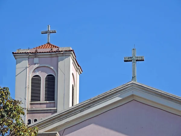 Croix Sur Toit Une Église Catholique — Photo