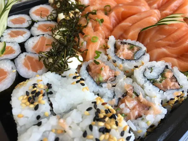Assortimento Sushi Sashimi Salmone Fresco — Foto Stock