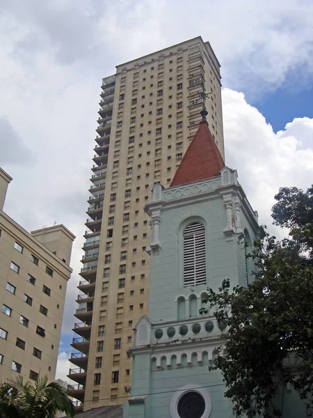 Kyrka Och Höga Bostadshuset Santa Cecilia Stadsdelen Sao Paulo Brasilien — Stockfoto