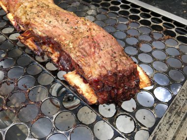 Kızarmış biftek kaburga ızgara