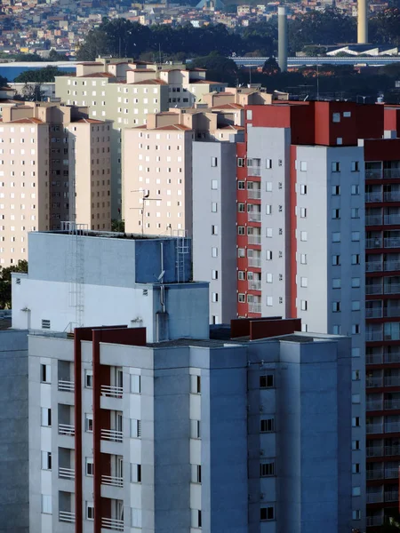 Conjunto de edifícios residenciais — Fotografia de Stock