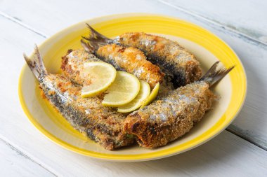 Bir tabak ekmek ve sardalya, İtalyan mutfağı.