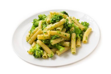 Brokolili Maccheroni tabağı, İtalyan yemeği.