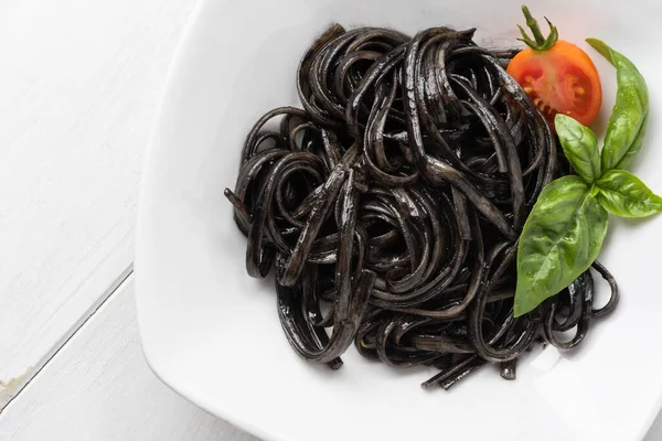 Schotel Van Heerlijke Inktvis Inkt Linguini Italiaans Keuken — Stockfoto