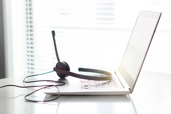 Help Desk Kundeservice Support Hotline Eller Callcenter Koncept Headset Laptop - Stock-foto