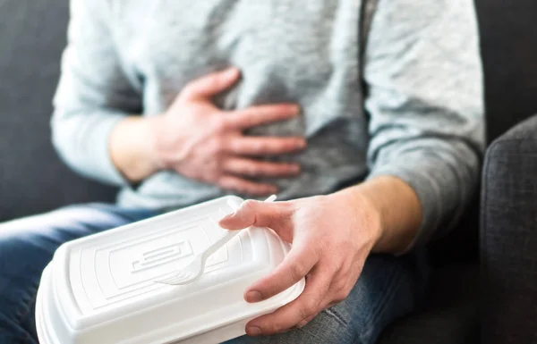 Man Met Diarree Voedselvergiftiging Ongezonde Ongewenste Fastfood Guy Heeft Naar — Stockfoto