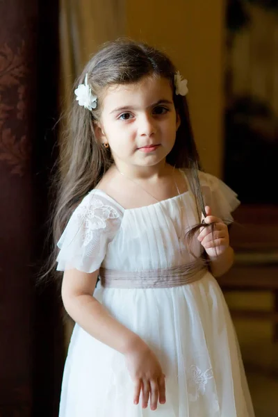 Beautiful Little Girl Preschool Age Cute White Dress — Stock Photo, Image