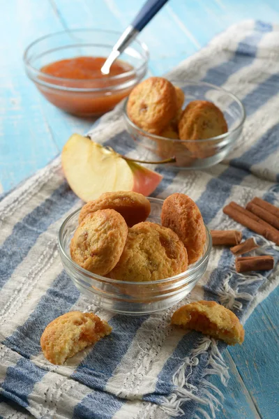 Biscotti Con Ripieno Marmellata Mele Fatti Casa Primo Piano — Foto Stock