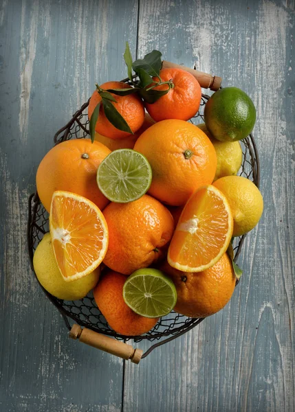 Hoop Geassorteerde Citrusvruchten Fruit Rijk Aan Vitamine Antioxidanten Closeup — Stockfoto