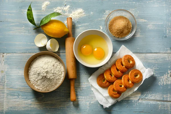 Egg Cookies Ingredients Horizontal Closeup — Stock Photo, Image