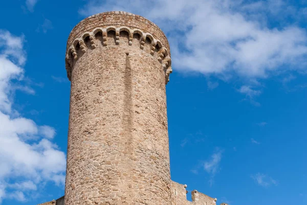 Torre de la fortaleza de Vila Vella en Tossa de Mar. España, Cataluña — Foto de Stock