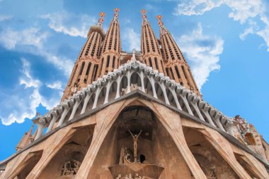 Barcelona, İspanya - 08 Ekim 2018: Sagrada Familia, cephe detay.