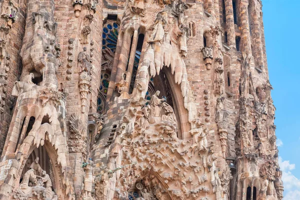 Barcelona, Hiszpania - 08 października 2018: Sagrada Familia, detal elewacji. — Zdjęcie stockowe