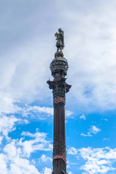 Monumento a Cristóbal Colón en el puerto de Barcelona, Cataluña, España —  Fotos de Stock