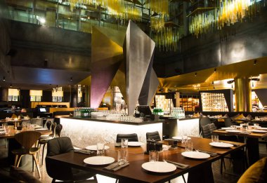 Hall Restoran füzyon tarzı