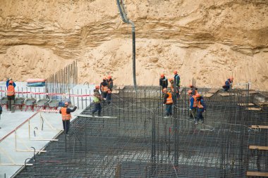 Şantiyede vakıf çukuru