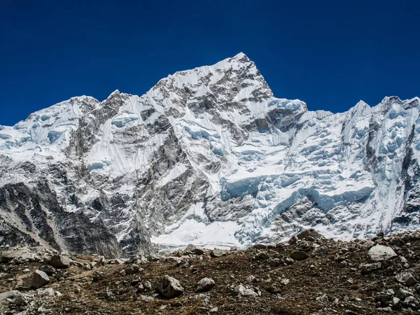 Himalaya dağ manzaralı rota Everest Saha Kampı için