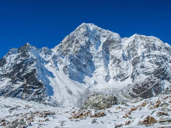 Uitzicht Himalaya Bergen Route Naar Everest Base Camp Rechtenvrije Stockafbeeldingen