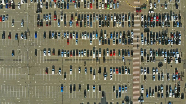 Hundratals Parkerade Bilar Parkering Antenn — Stockfoto