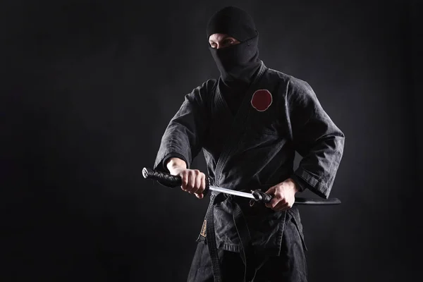 Samurai Kimano Con Fondo Katana —  Fotos de Stock