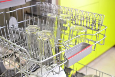 Bulaşık makinesi yükleme arka plan 