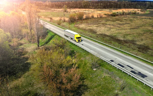 Truck Highway Fields — Stock Photo, Image