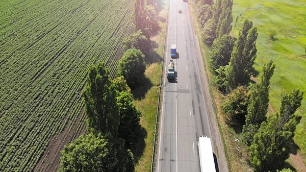 Vrachtwagen Wagen Auto Rijden Snelweg Antenne Transport Logistiek Achtergrond — Stockfoto