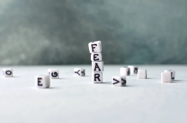 Concepto Miedo Con Cubos Letras Copiar Espacio —  Fotos de Stock