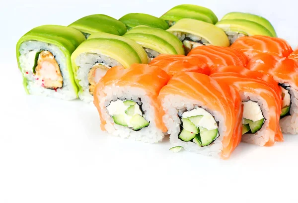 Sushi Roule Philadelphie Rouleaux Avec Avocat Sur Fond Blanc — Photo