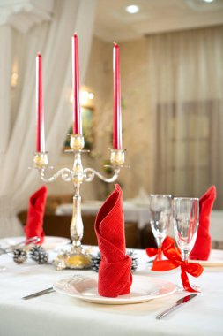 Noel kutlaması için güzel bir masa..