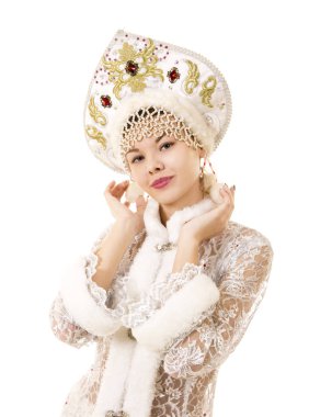 Güzel, mutlu, duygusal genç kadın gülümseyerek Noel Baba gibi giyinmiş. Noel-yeni yıl karnaval. Beyaz arka plan üzerinde izole görüntüleri.