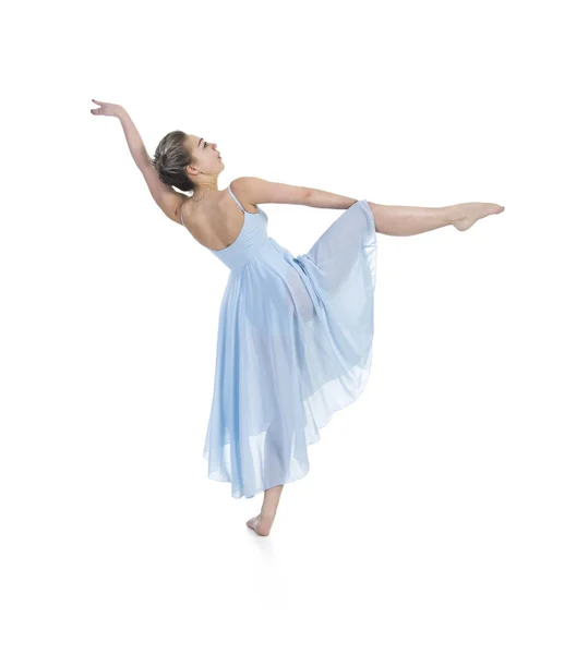 Uma Jovem Ballet Dança Azul Estúdio Tiro Fundo Branco Imagem — Fotografia de Stock